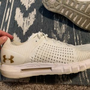 Under Armour men’s tennis shoes